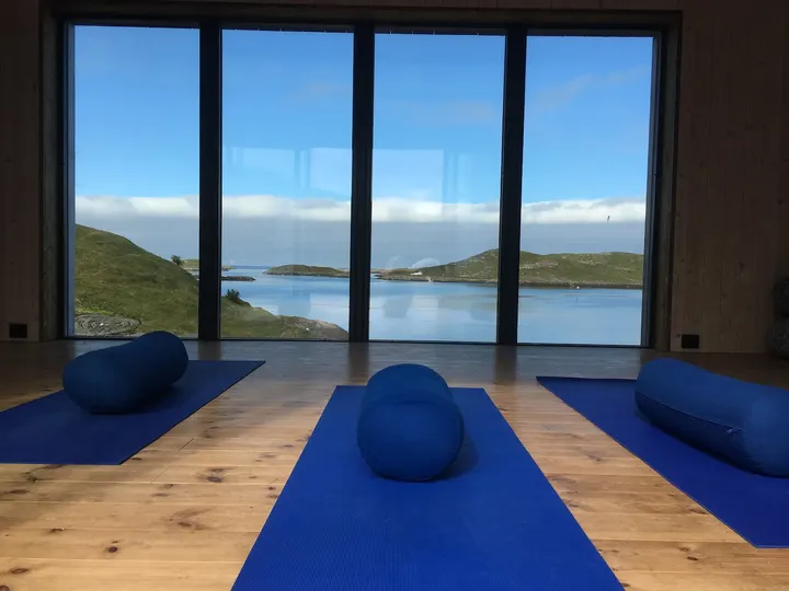 Juicyful — Yoga i Alvøen, Bergen