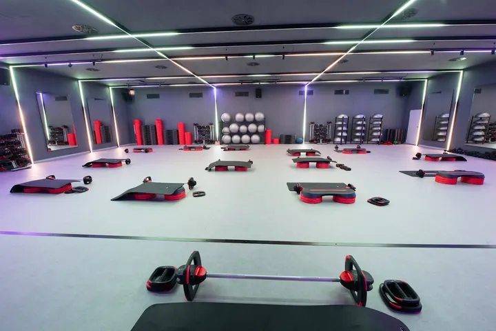 Bakh, BASKONIA ALAVÉS KIROL HIRIA — estudio de fitness-studio en Betoño, Vitoria-Gasteiz — 3