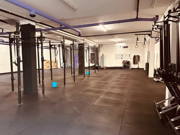 Middle Earth Fitness Club — crossfit-studio a Colleverde — 4