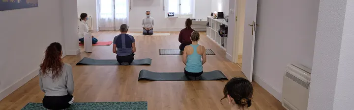 Centro de Yoga y Meditación "Sol y Luna" en Salamanca — yoga-studio i Centro, Salamanca
