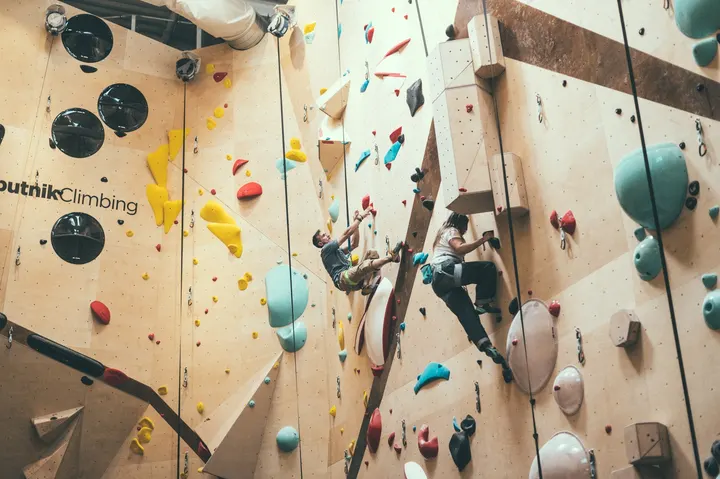 Sputnik Climbing Guindalera — Escalada en Salamanca, Madrid