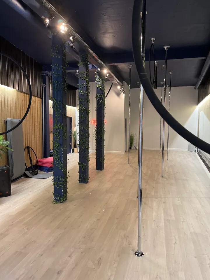 Flow studio — pole fitness-studio à Penn ar Ru, Lannion — 2