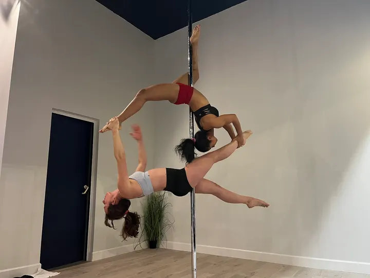Flow studio — pole fitness-studio à Penn ar Ru, Lannion — 3