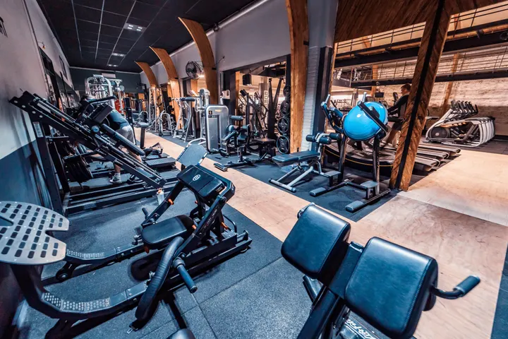 Axis Fitness — sportschool-studio in Groenewoud, Tilburg — 3