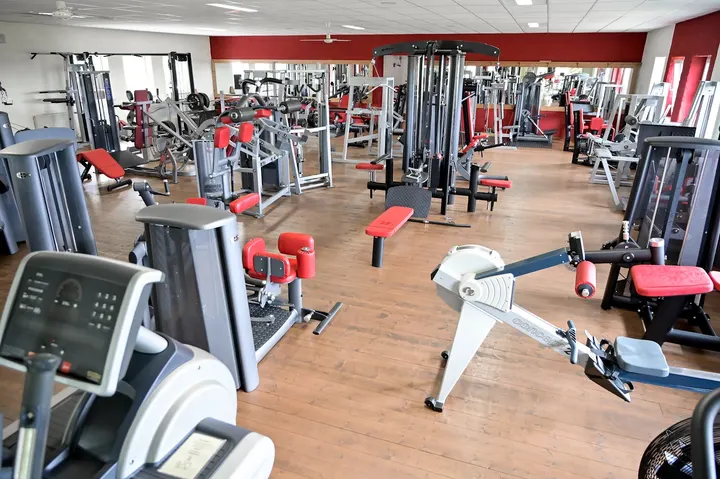 Sportiv Fitness erleben — fitnessstudio in Untergriesbach — 3