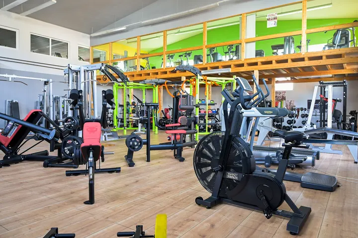 Sportiv Fitness erleben — fitnessstudio in Untergriesbach — 4