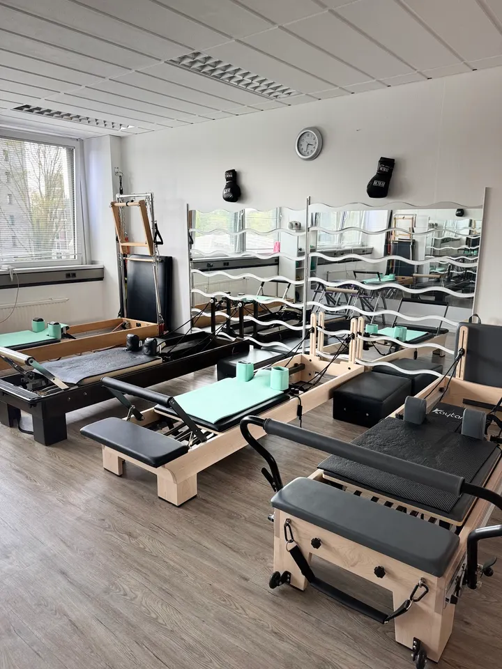 Ageless Body - PLUS — fitnessstudio in Flingern Nord, Düsseldorf — 2
