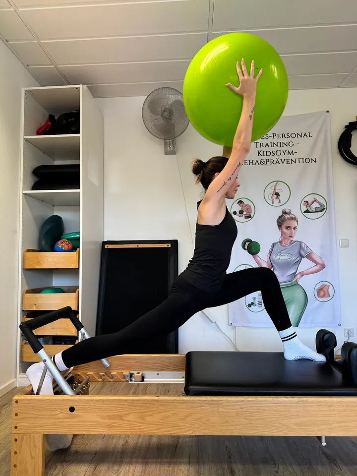 Ageless Body - PLUS — Reformer Pilates in Flingern Nord, Düsseldorf