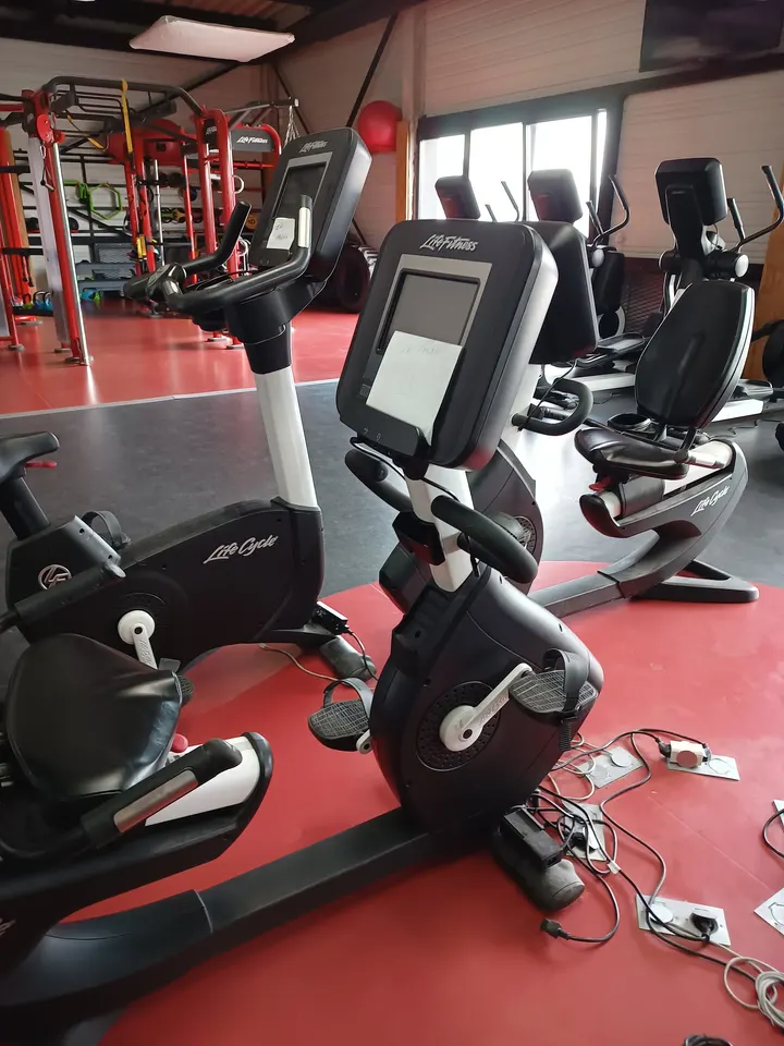 Factory Fitness Club — salle de fitness-studio à Moussy-le-Neuf — 2