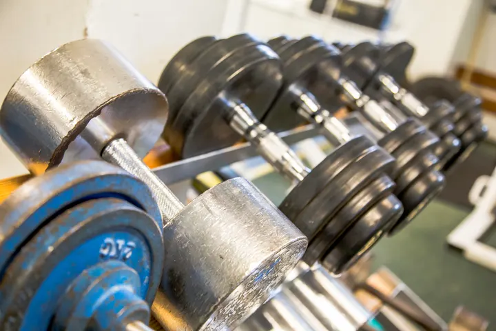 Kirkkokadun voimailutila — Fitnessstudio – Anttila, Lohja