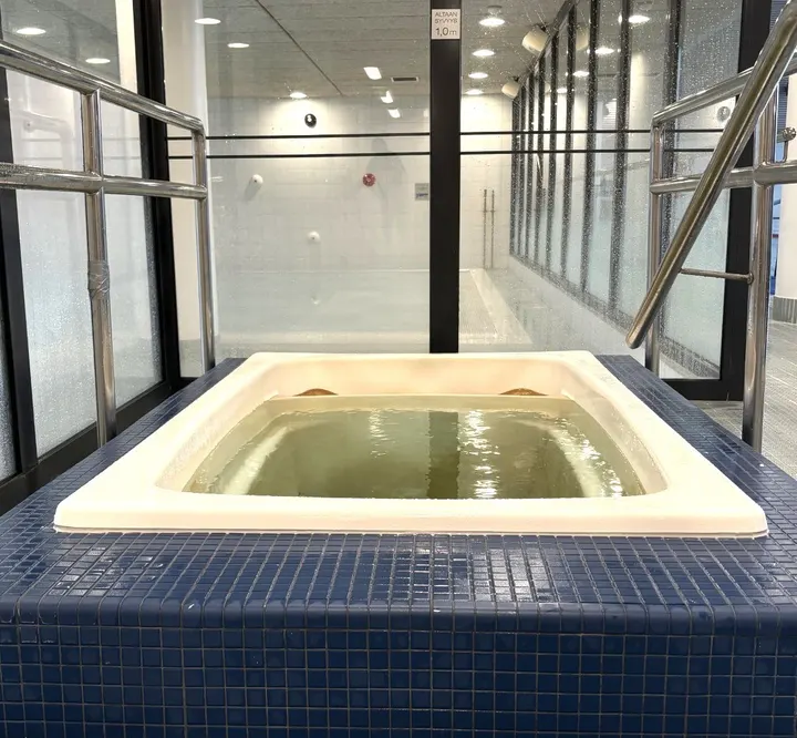 Raatti Swimming Hall — studio – Koskikeskus, Oulu — 2