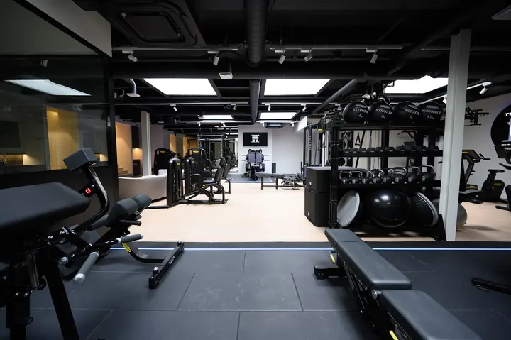 Triomphe Fitness Club — Salle de fitness à Chaillot, Paris