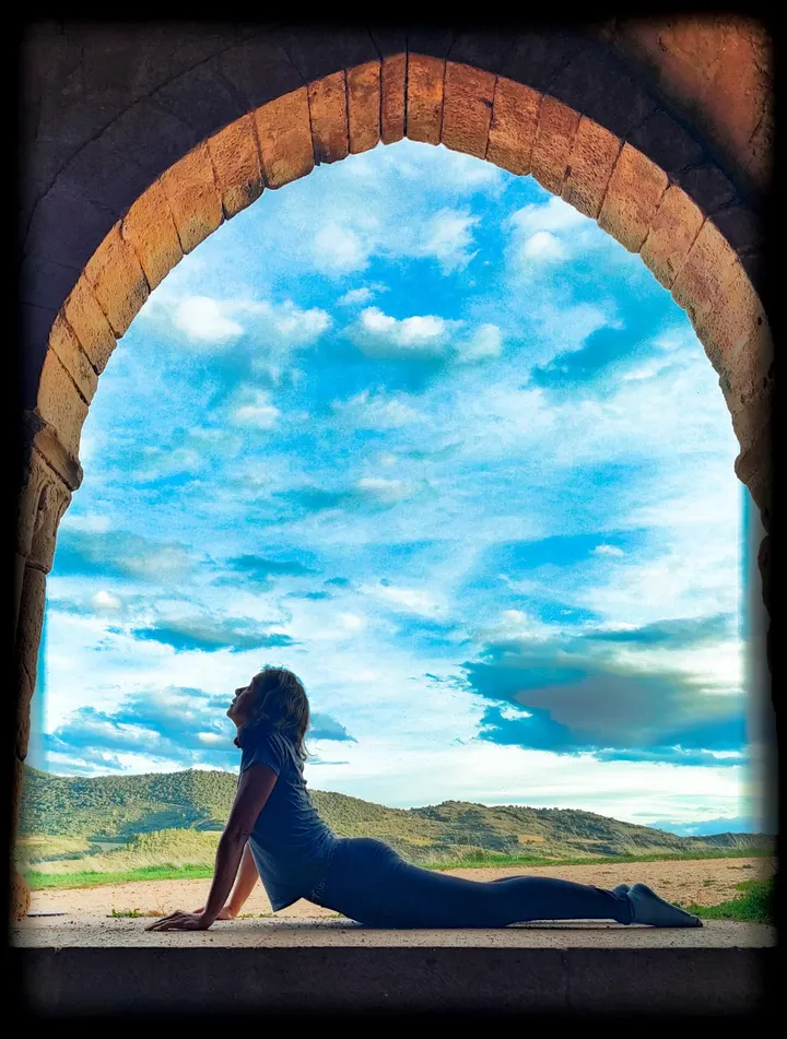 Adhara Yoga Bilbao, Salud Integral — yoga-studio en Bilbao — 3