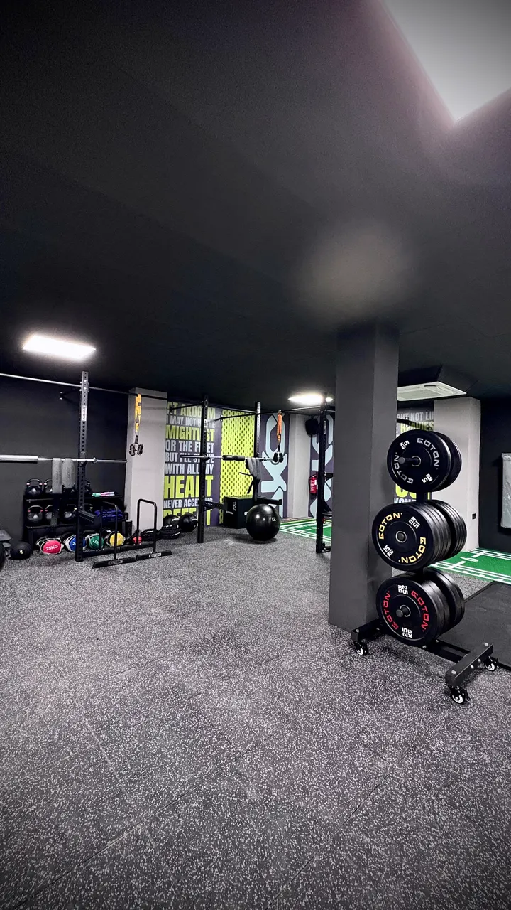 AKOGYM FITNESS CENTER — estudio de fitness-studio en Huelva — 4