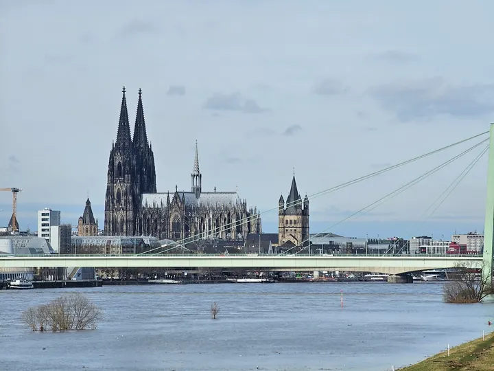 Ruheraum-Köln Südbrücke Outdoor — meditation-studio in Köln — 5