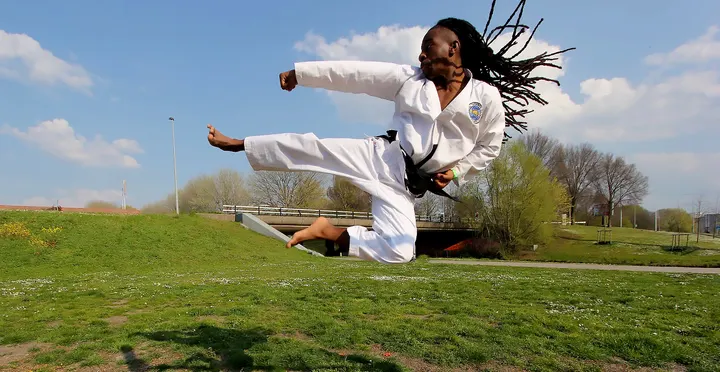 Taekwondo Kkamagwi — Vechtsport in Zuidoost, Amsterdam