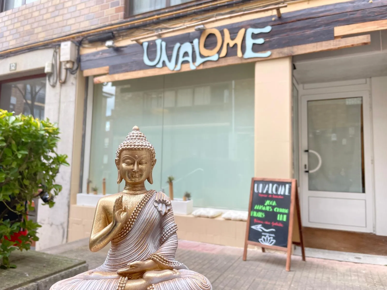 Unalome Sopela Yoga, pilates, masajes y bienestar, entrenamiento funcional — yoga-studio en Moreaga — 2