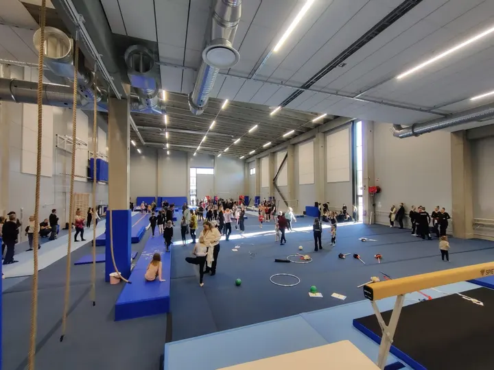 Liikuntakeskus Puro — Voimistelu – Vartiokylä, Helsinki