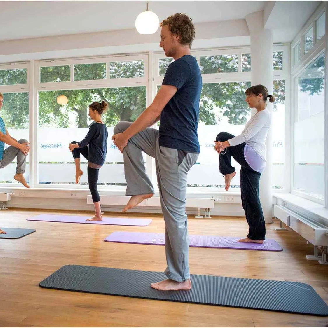 keine falsche BEWEGUNG! richtig fit werden — fitnessstudio in Winterhude, Hamburg — 3