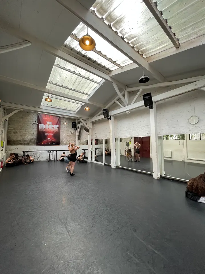 Studio RB / ESPAS Danse — Danse à Paris 20e Arrondissement, Paris