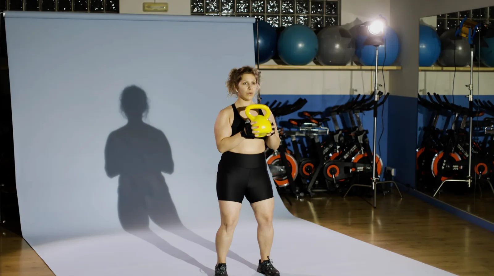 Step Gimnasio Femenino — estudio de fitness-studio i Ribadeo — 2