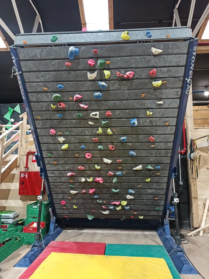 Natural Climb VLC — Escalada en Safranar, Valencia