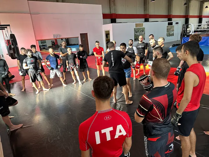 CL Fight Team Quartu Sant'Elena — Arti marziali a Is Arenas, Quartu Sant'Elena