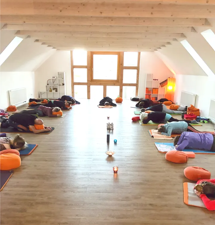 Andrea Evelyn Degenhard Lebenslicht — yoga-studio in Wellingsbüttel, Hamburg — 3