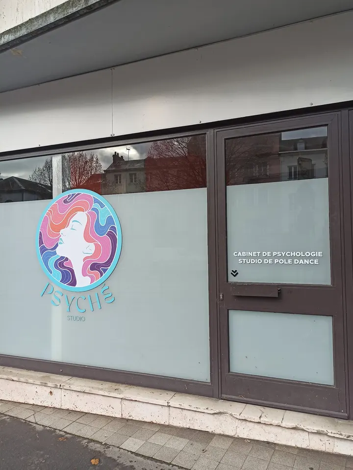 Psyché studio — pole fitness-studio à Quartier Gare / Jouvenet, Rouen — 2