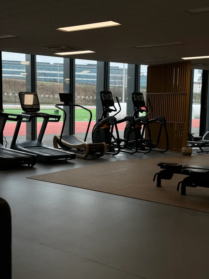 Care For You — salle de fitness-studio à Quartier Bords et Val de Seine / Les Arches, Issy-les-Moulineaux — 2