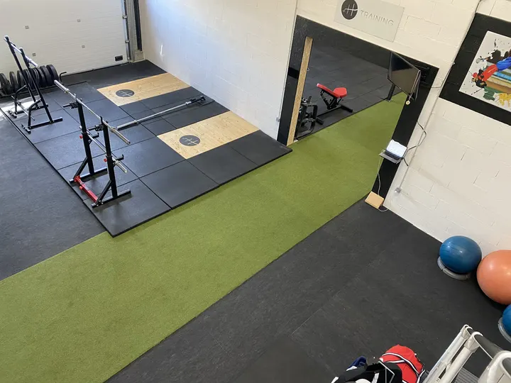 H-Training — salle de fitness-studio à L'Abbaye, Dompierre-sur-Mer — 2