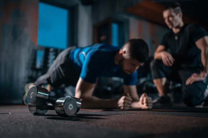 Holos Estudio Fitnees — entrenamiento personal-studio en Gijón — 5