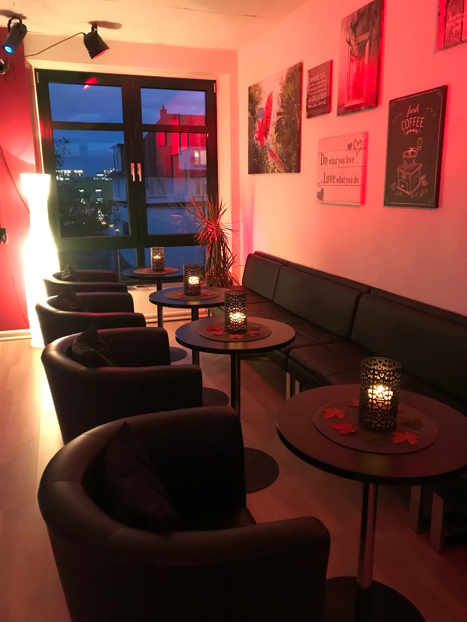 Tanzschule Let’s Dance Bielefeld — tanz-studio in Mitte, Bielefeld — 2