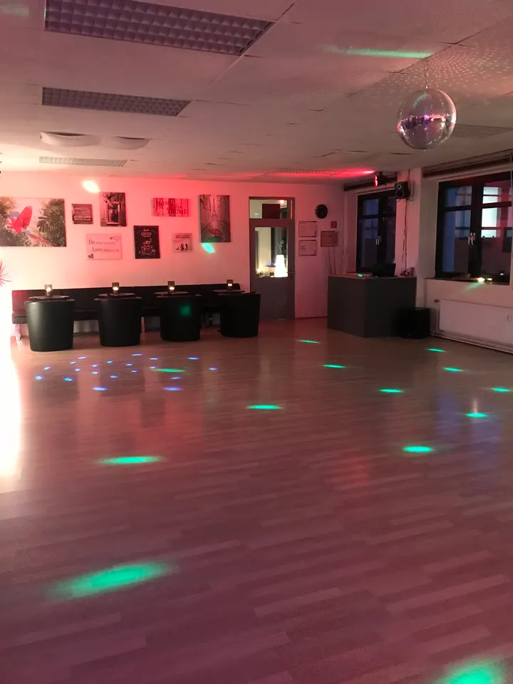 Tanzschule Let’s Dance Bielefeld — tanz-studio in Bielefeld — 3
