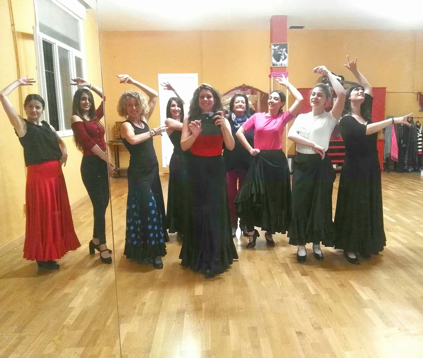 Estudio De Flamenco Alba Jiménez — baile-studio en Tudela — 3