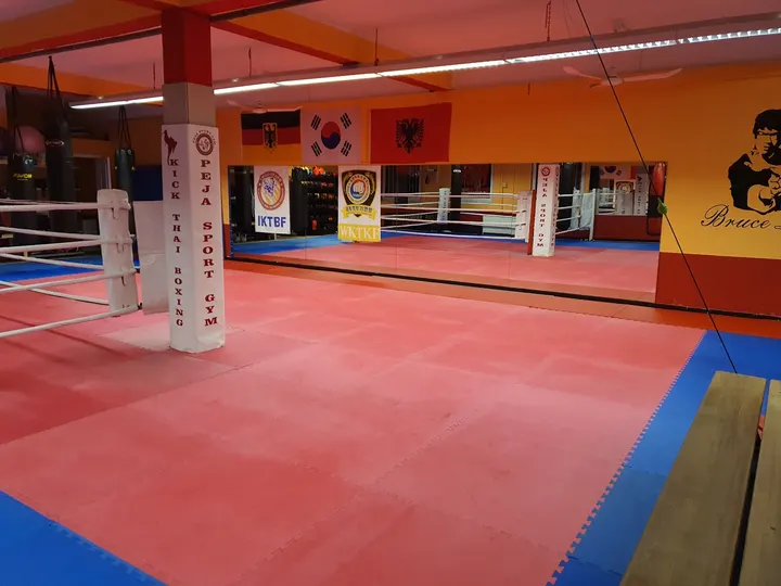 Peja Sport Gym — Kickboxen in Lückerath, Bergisch Gladbach