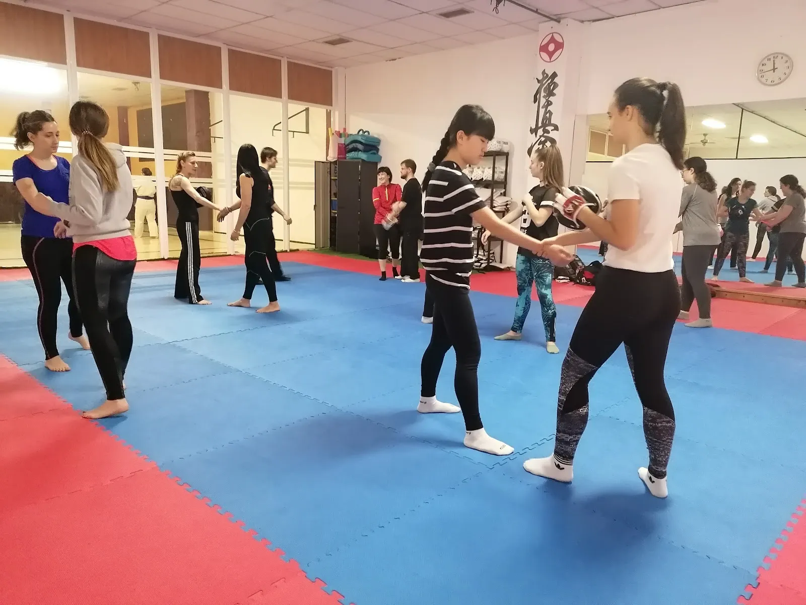 Gimnasio Almozara — artes marciales-studio en La Almozara, Zaragoza — 3