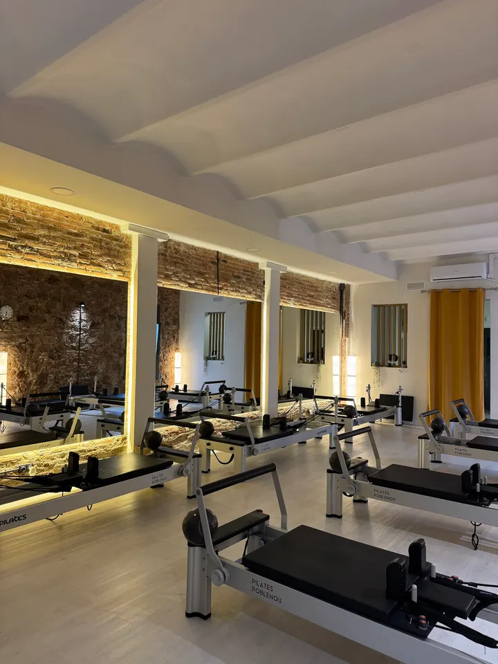 BCN Pilates - Llatzeret — Reformer Pilates en Sant Martí, Barcelona