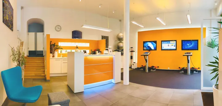 Neosoma EMS Trainingsstudio Fitnesscenter — Krafttraining in Altstadt, Halle (Saale)