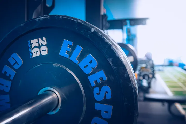 Iron Therapy — Fitnessstudio in Eimsbüttel, Hamburg
