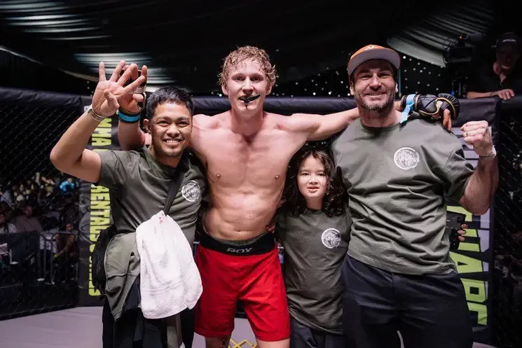 Flow Martial Arts — kampsport-studio i Järna — bild 2