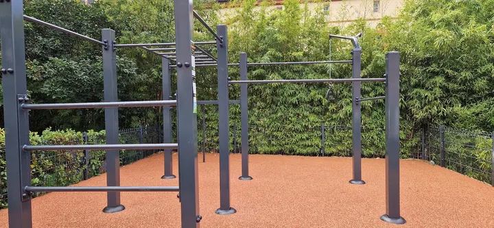 Parc de street workout — salle de fitness-studio aux Chalets / Bayard / Belfort / Saint-Aubin / Dupuy, Toulouse — 2