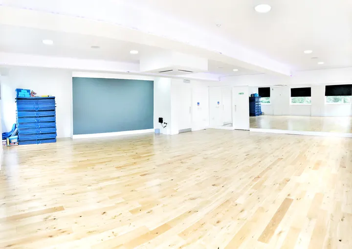 Simon Says Dance Ssdhq — dance-studio in Longstone, Edinburgh — 2