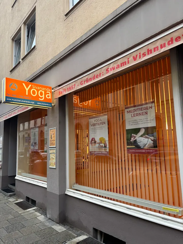 Sivananda Yoga Vedanta Zentrum e.V. — Yoga in Maxvorstadt, München