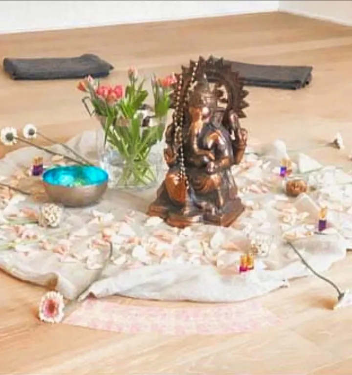 yogablume Yoga und Pilates in Ludwigsburg — yoga-studio in Stuttgart — 4