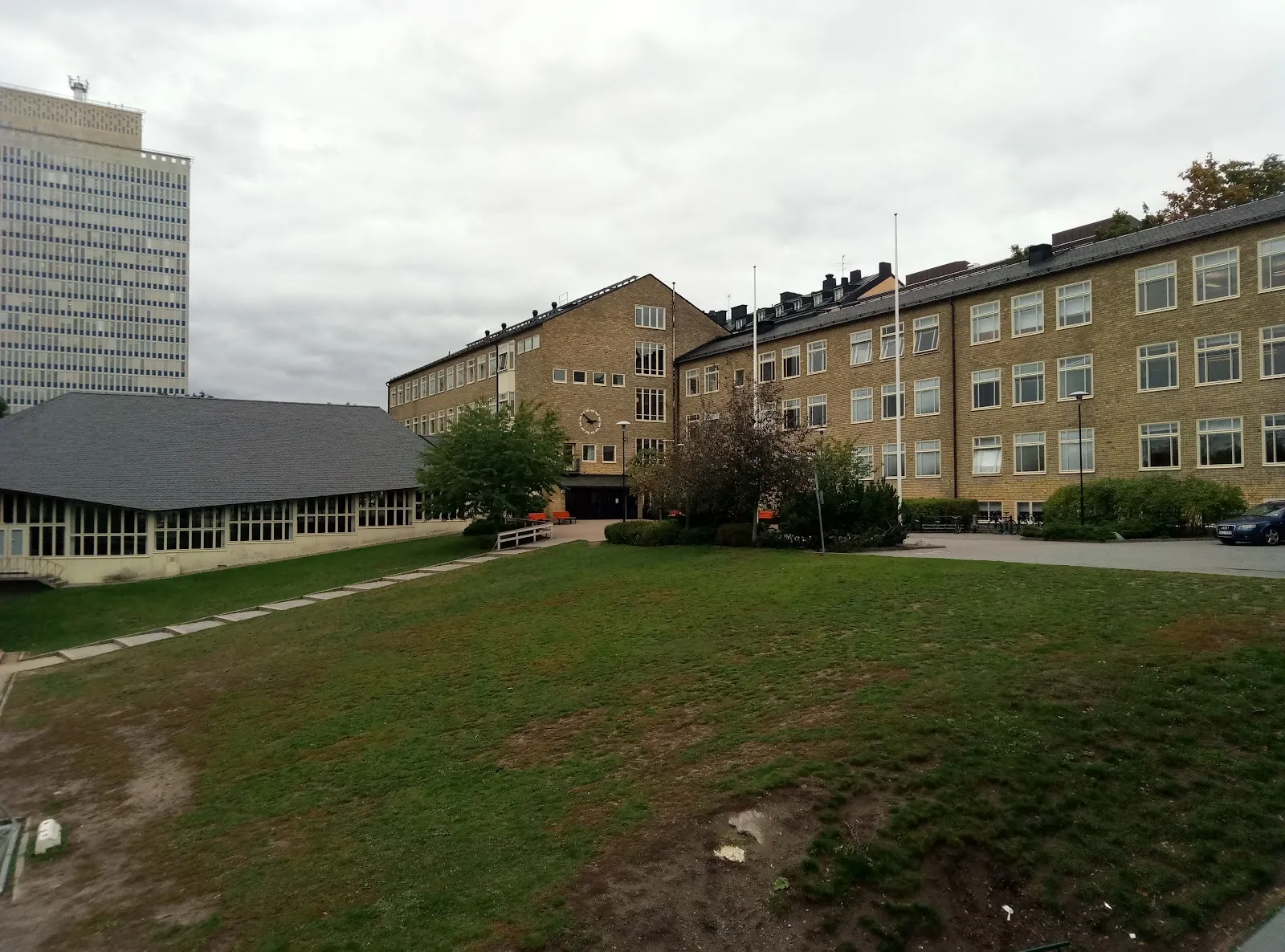 Skanstullshallen — träningsstudio-studio i Södermalm, Stockholm — bild 3