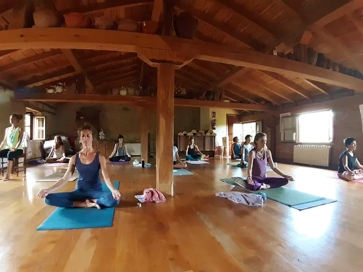 ConCalma Yoga — yoga-studio i Tetuán, Santander