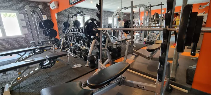 A Responsabilite Limitee Relook Form — salle de fitness-studio à Bel Air, La Flotte — 3