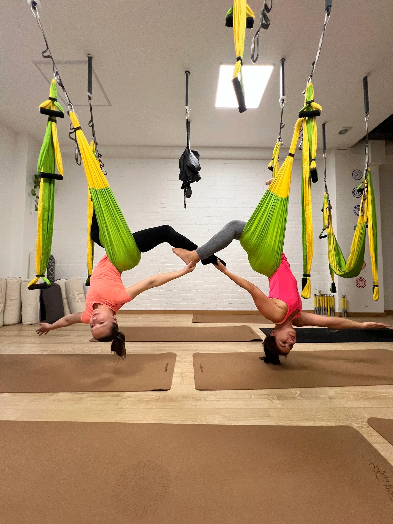 Espacio Namaste # Dedentroafuera — yoga-studio en Móstoles — 2