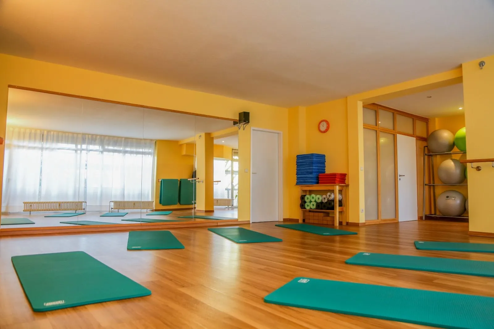 Liegmann Inka Gesundheitstraining — pilates-studio in Köln — 4